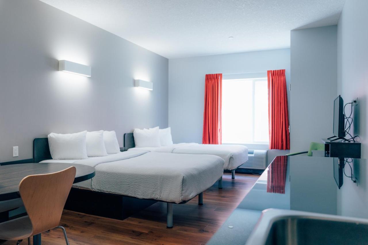 Motel 6 Airdrie Ngoại thất bức ảnh