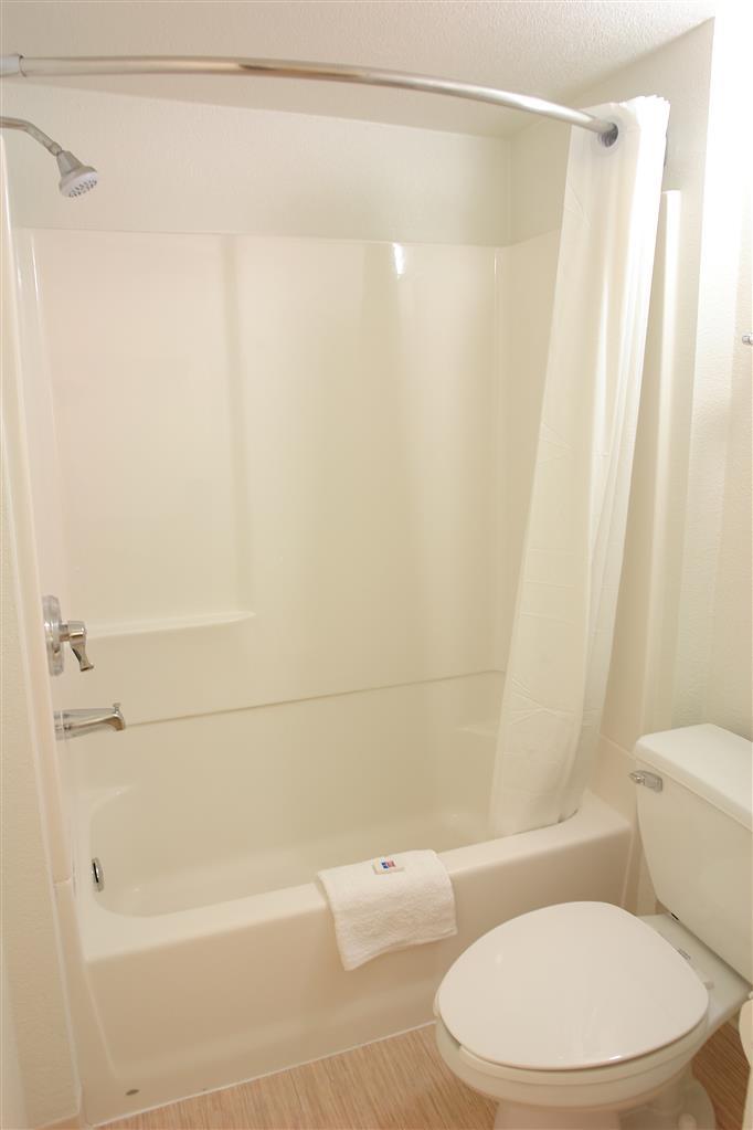 Motel 6 Airdrie Phòng bức ảnh
