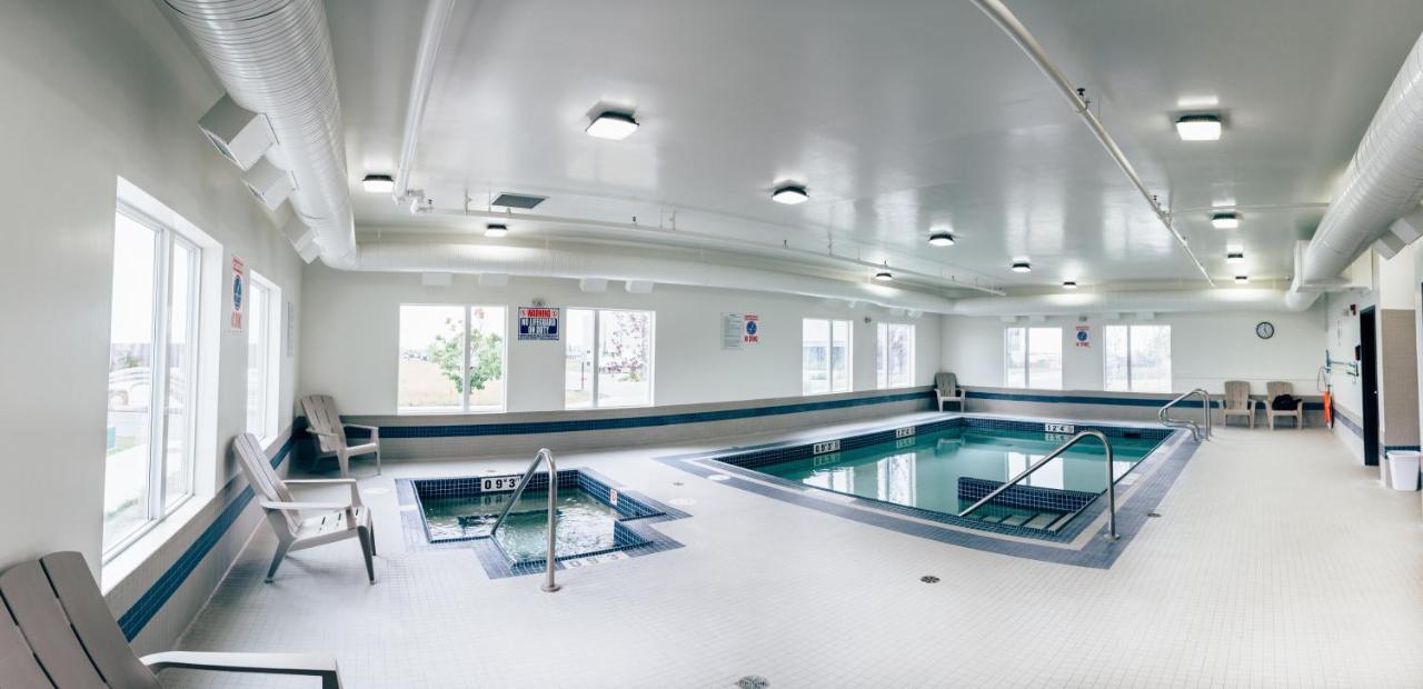 Motel 6 Airdrie Ngoại thất bức ảnh