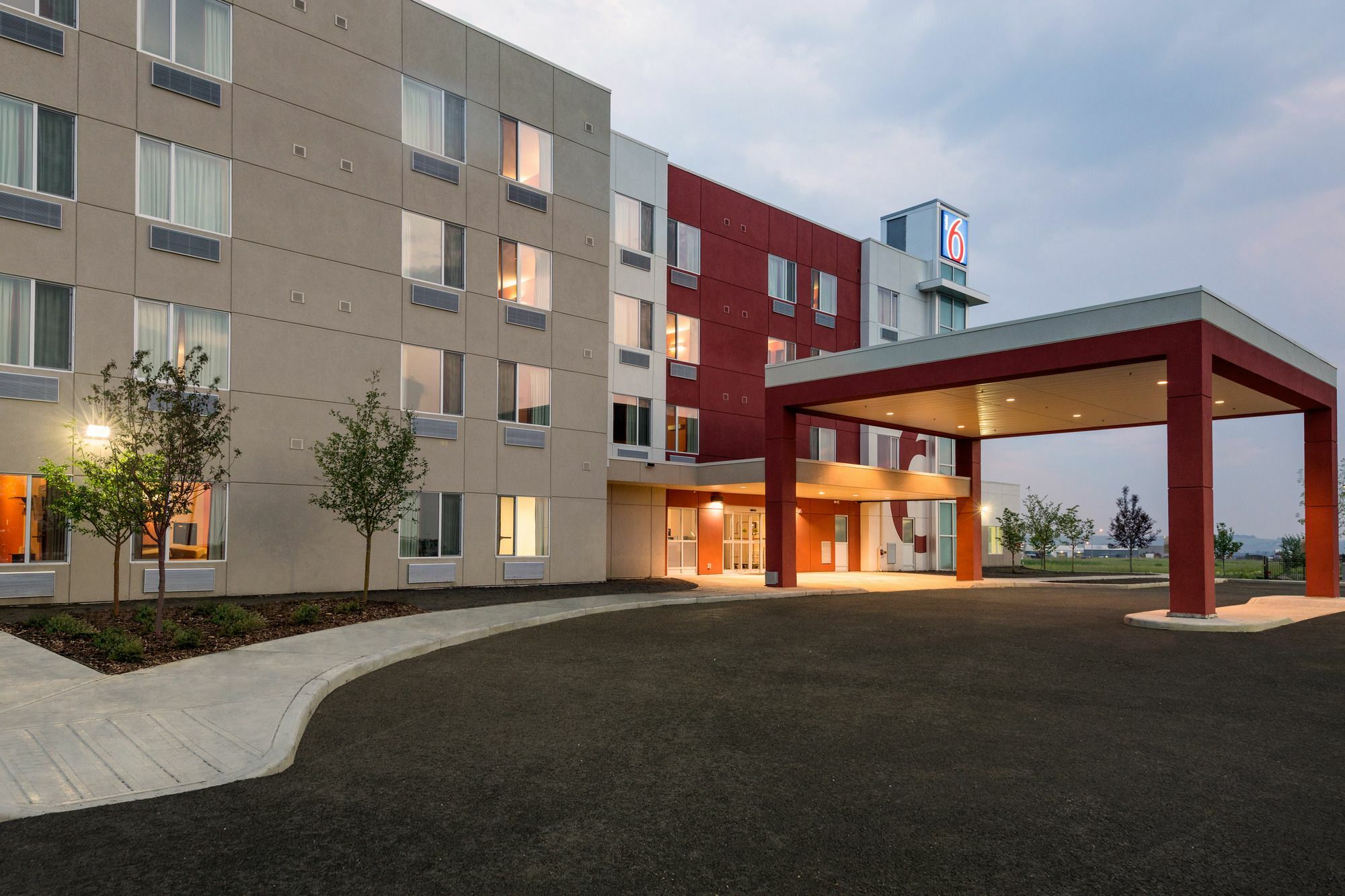 Motel 6 Airdrie Ngoại thất bức ảnh